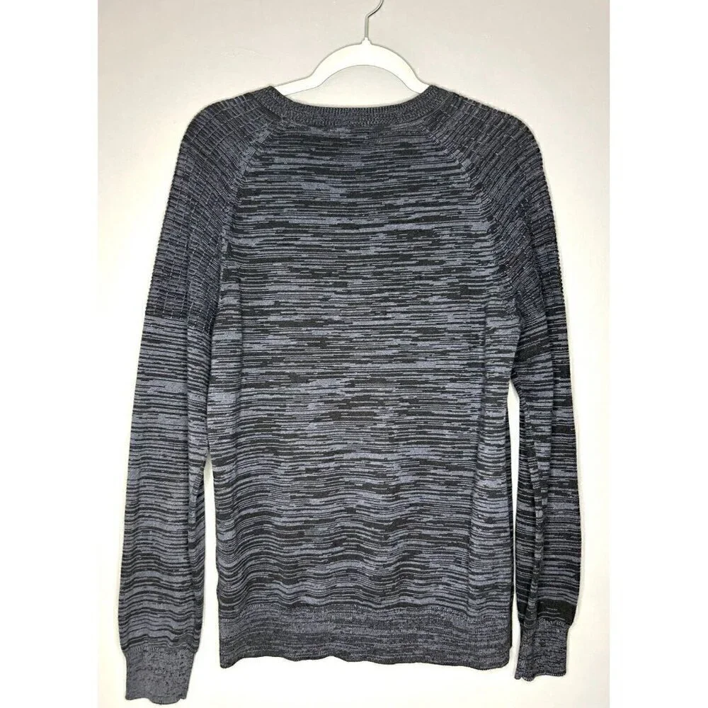 H&M 3D Knit Sweater Men's M Navy Blue 100% Cotton Geometric Moto Design Normcore
